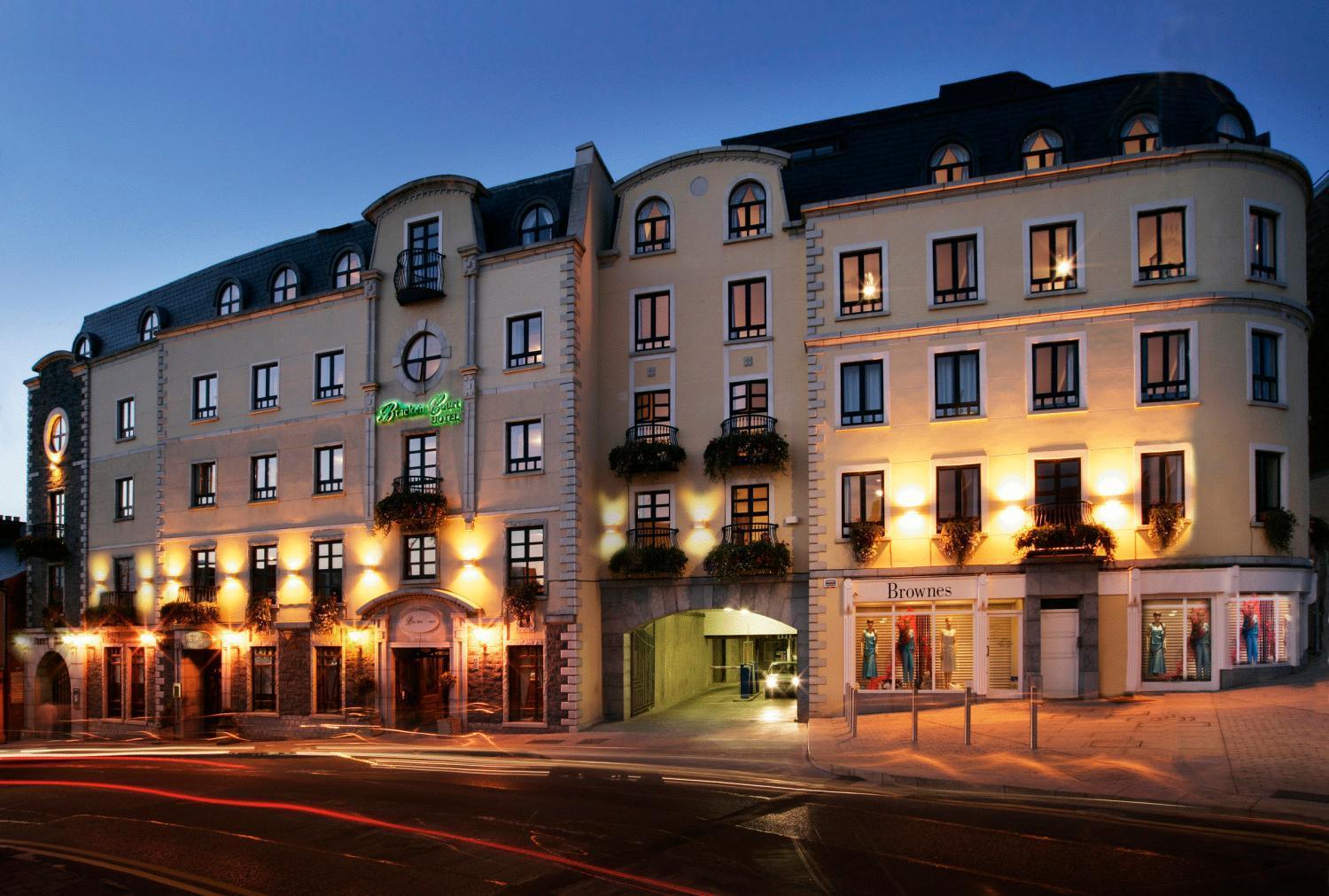Bracken Court Hotel Balbriggan ภายนอก รูปภาพ