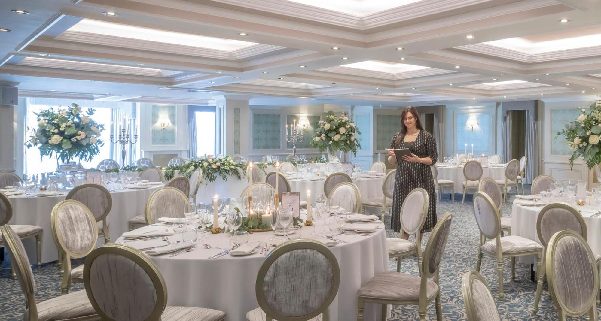 Bracken Court Hotel Balbriggan ภายนอก รูปภาพ