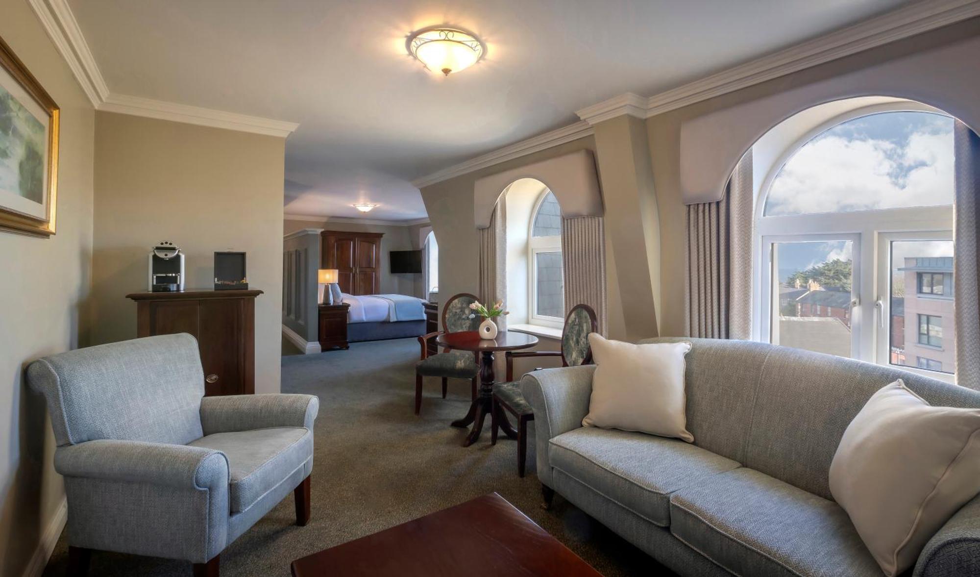Bracken Court Hotel Balbriggan ภายนอก รูปภาพ