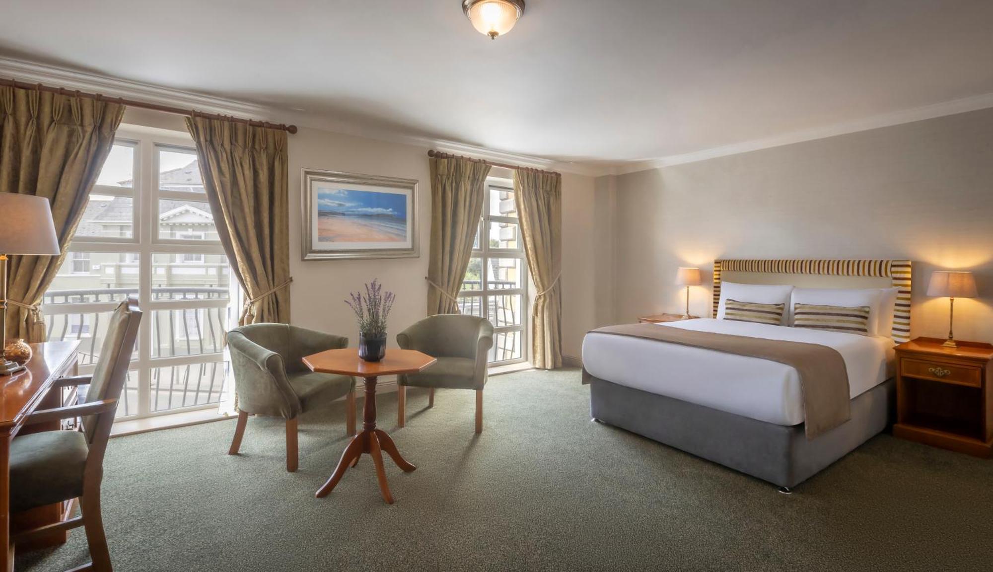Bracken Court Hotel Balbriggan ภายนอก รูปภาพ